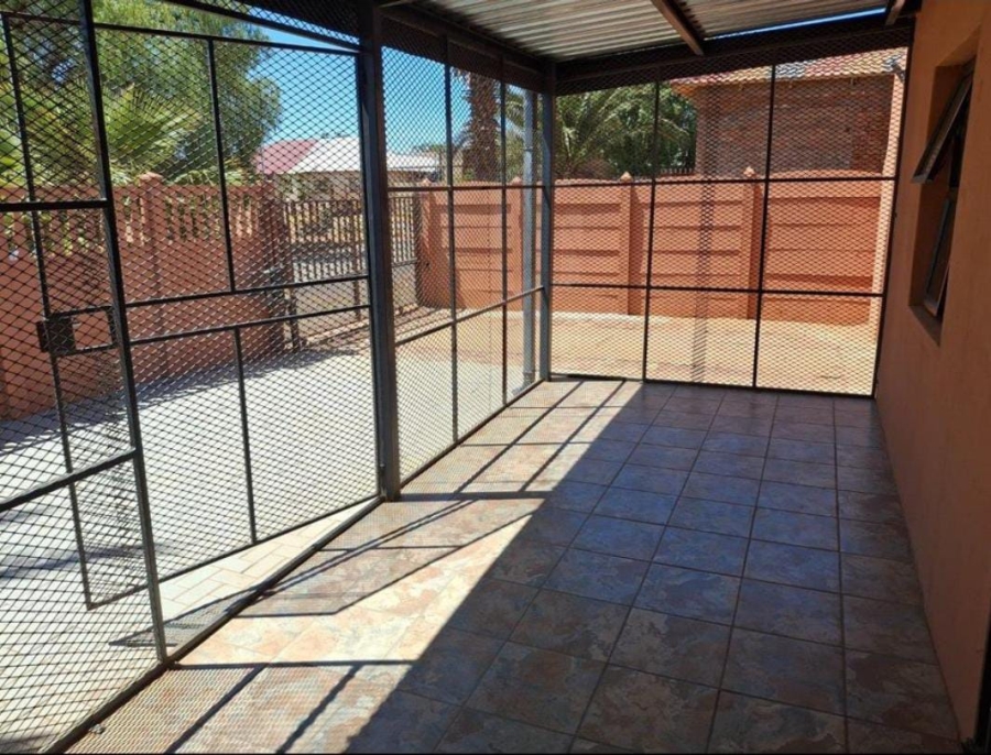 2 Bedroom Property for Sale in Riviera Northern Cape